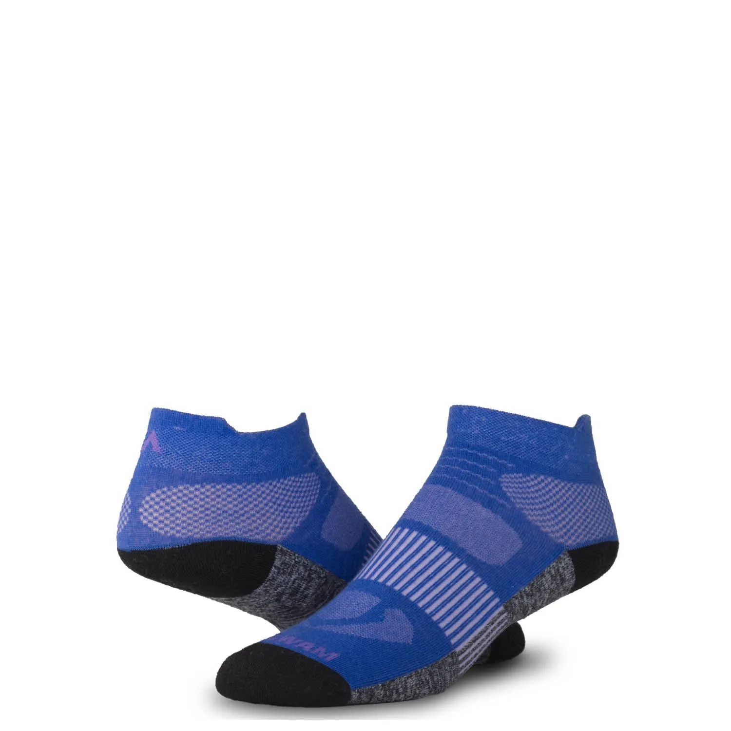 Attain Lightweight Low Athletic Sock with Tab Back